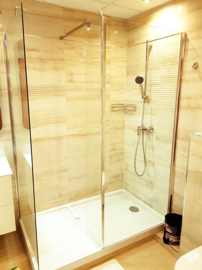 Astra Apartman Tatabánya المظهر الخارجي الصورة